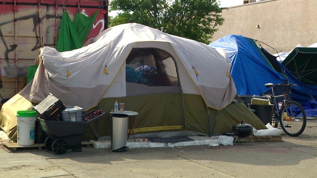 5a-vo-encampment-lot-wcco8kxc-00-00-0701.jpg 