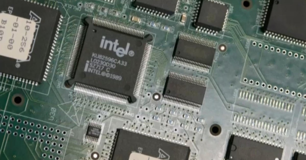 Why did Trump again U.S. authorities stake in Intel?