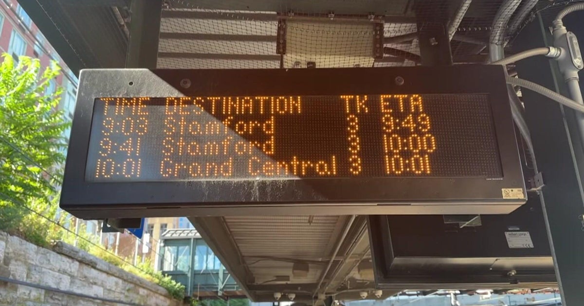 Metro-North delayed by disabled equipment; LIRR partially suspended due ...