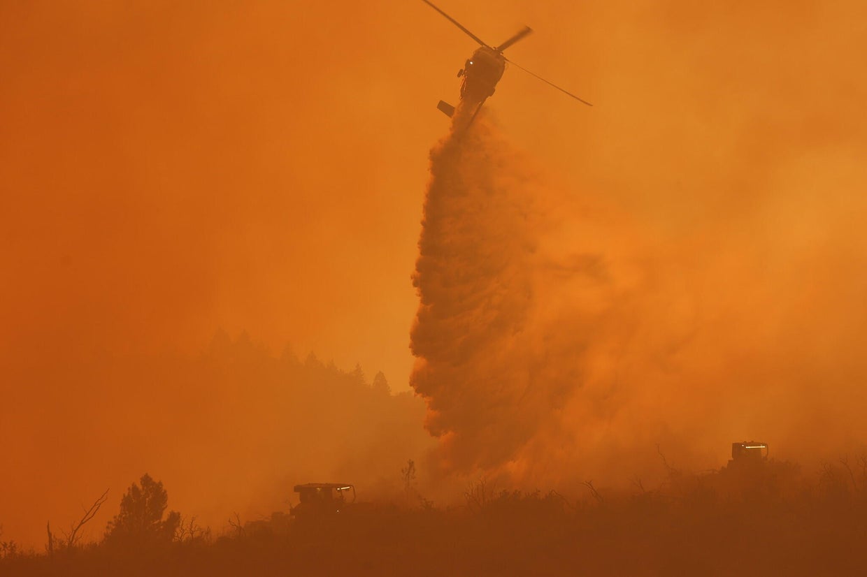Weather helping Pickett Fire crews in California's Wine Country ...