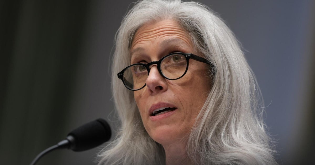 Chaos and confusion at CDC as director refuses to steps down - CBS News