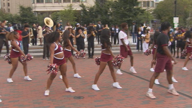 Morehouse College cheerleaders 