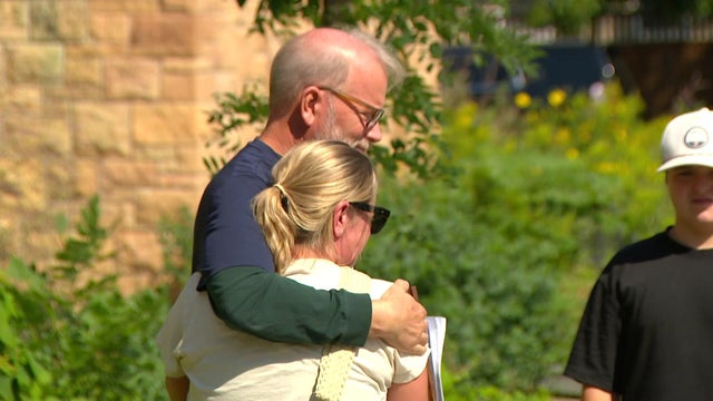 10p-pkg-church-memorial-wcco8lq9-00-01-0008.jpg 