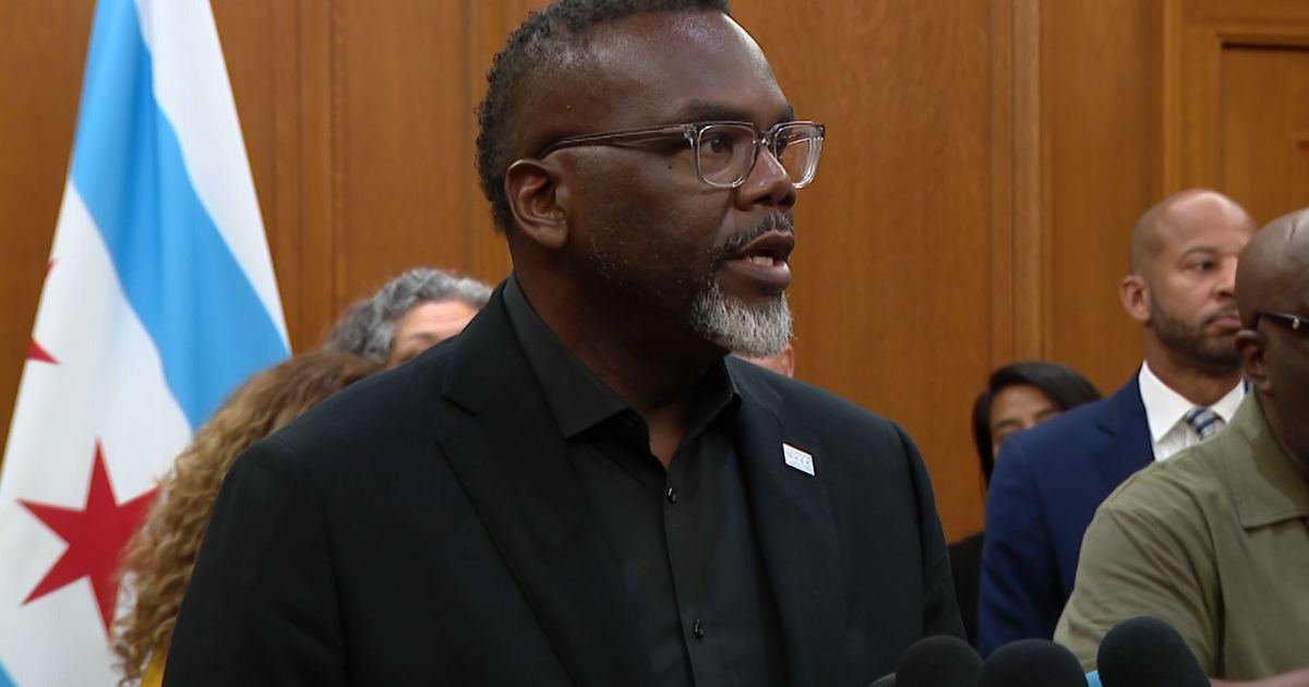 Johnson signs executive order against possible deployment of federal agents to Chicago