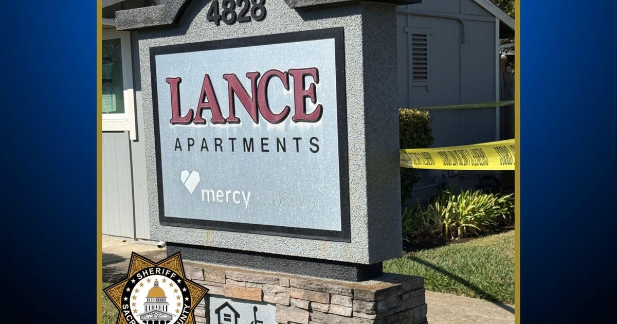 Sacramento County deputies find 3 people dead inside Carmichael apartment