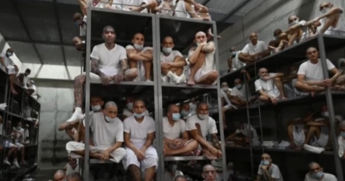 Breaking down court ruling on use of Alien Enemies Act to deport Venezuelan migrants