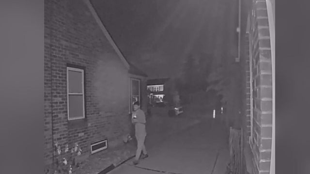 dearborn-armed-man-stalking-home.jpg 