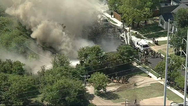 toc-09032025-chopper-fort-worth-2-alarm-house-fire.jpg 