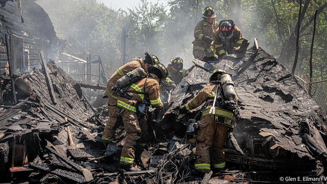 toc-09032025-chopper-fort-worth-2-alarm-house-fire.jpg 