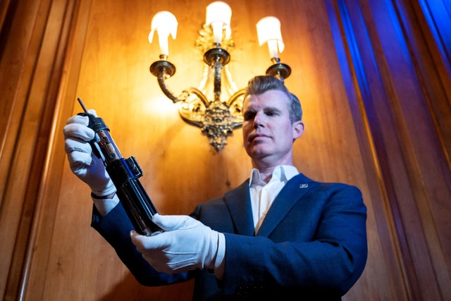 BRITAIN-AUCTION-FILM-ENTERTAINMENT