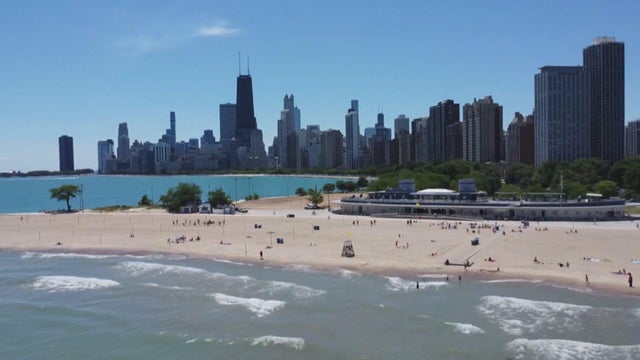 090525-chicago-beach-skyline.jpg 