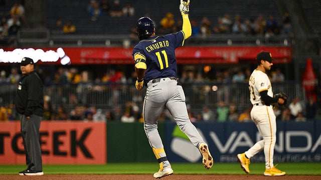 Milwaukee Brewers v Pittsburgh Pirates 