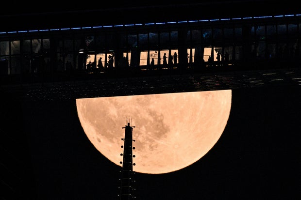 TOPSHOT-CHINA-SPACE-MOON-ECLIPSE