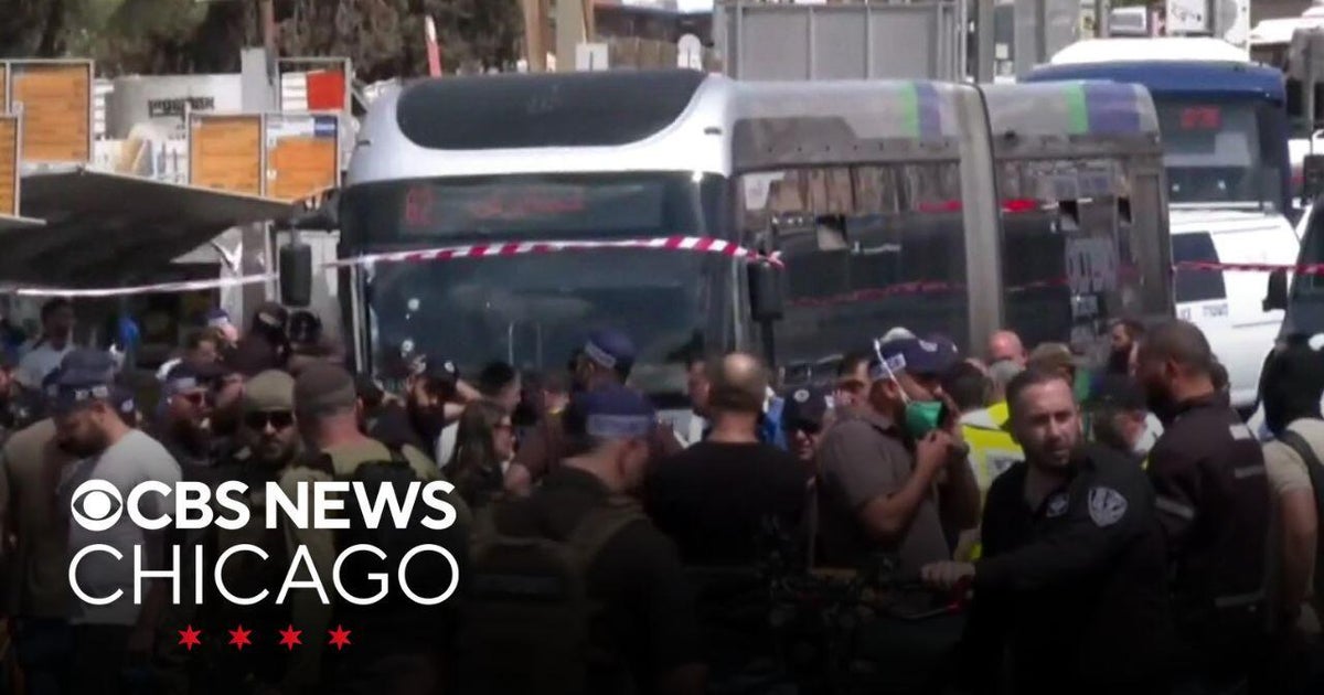 Palestinian gunmen kill 6, wound 12 in attack at Jerusalem bus stop ...