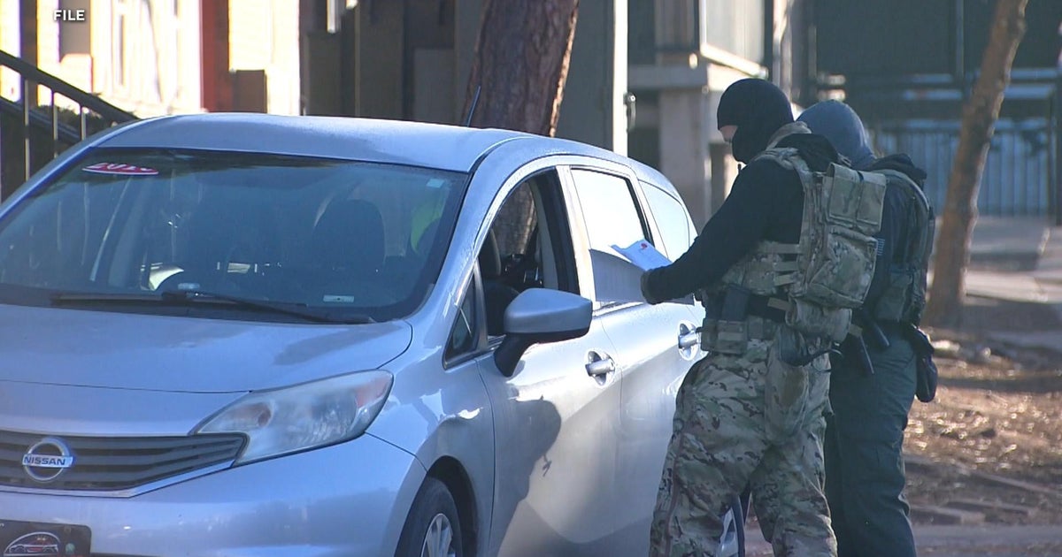 Eye Opener: White House to send more federal agents to Chicago