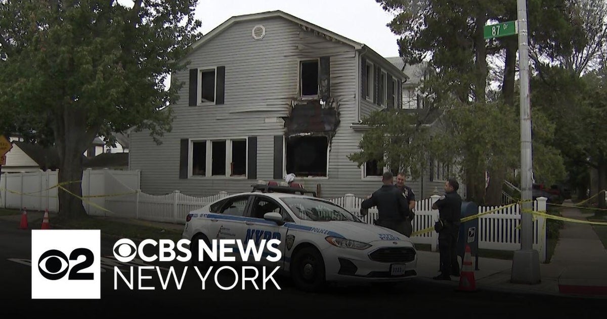 Double homicide house fire suspect taken into custody in Queens, NYPD ...