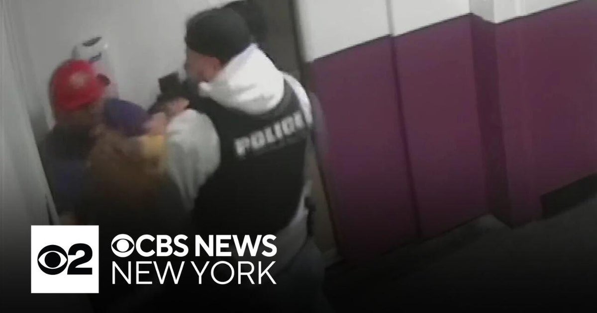 4 NYPD officers should be disciplined for beating Brooklyn shelter worker, CCRB says