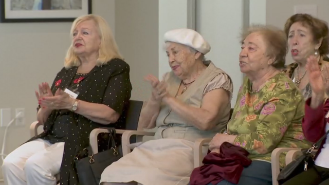 holocaust-survivors.png 