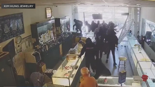 Kim Hung Jewelry Robbery 