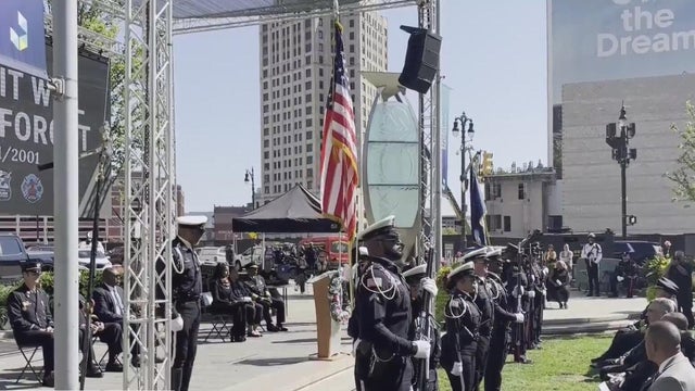 Detroit first responders honor victims of 9/11 attacks 