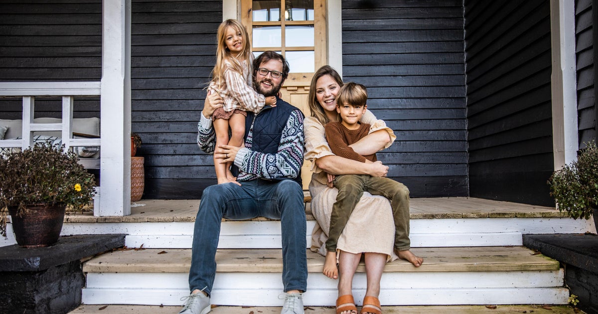 Monthly homeownership costs now top ,000, new data shows