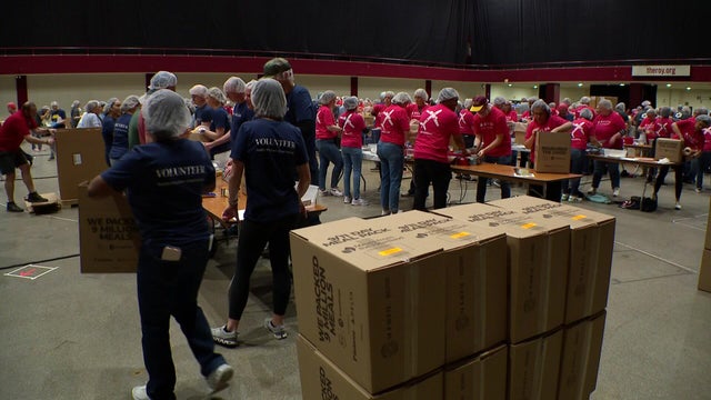 12p-ll-pkg-911-day-of-service-wcco8pf1.jpg 