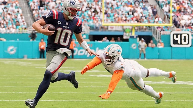 New England Patriots v Miami Dolphins 