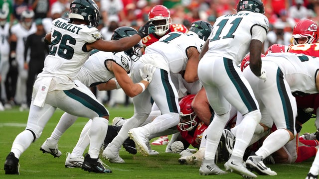 On Football-Tush Push 