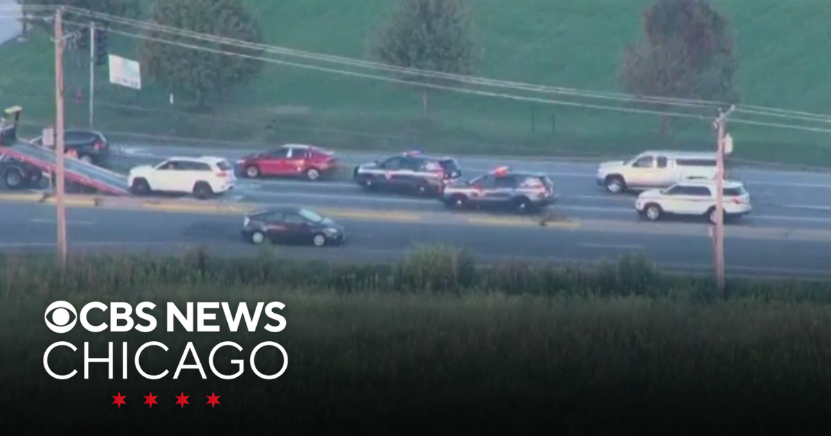 Police search for armed men after pursuit in Tinley Park area - CBS Chicago