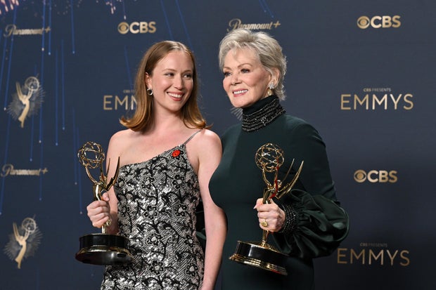 Hannah Einbinder and Jean Smart of "Hacks" pose with their Emmy Awards 