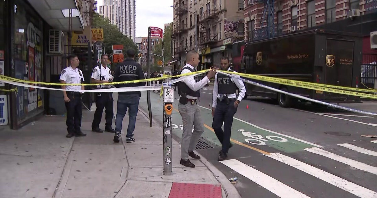 Broad daylight shooting on NYC's Lower East Side leaves 2 wounded ...