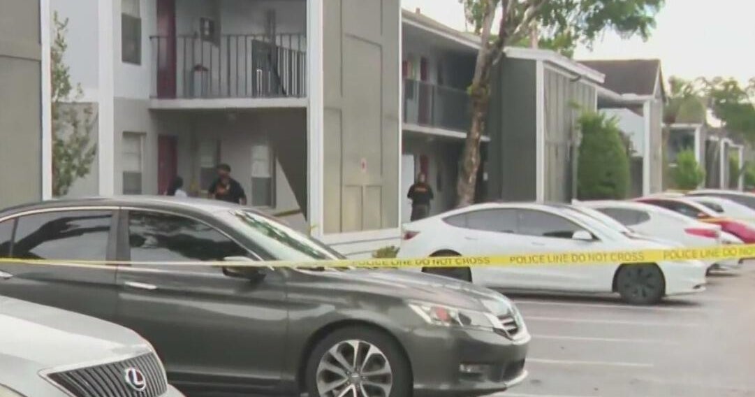 Woman shot in the neck at Pembroke Pines apartment complex, police says ...