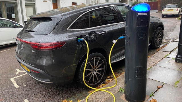 President Trump To Sign Congressional Resolution That Bars California From Its Electric Vehicle Rules 
