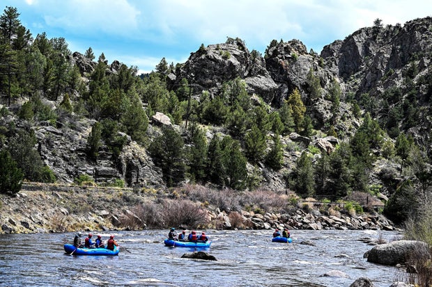 environment-drought-snowpack-tourism-rafting-US-ENVIRONMENT-DROU 