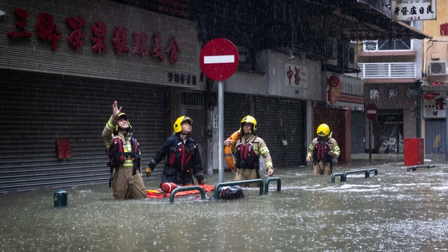 TOPSHOT-MACAU-CHINA-PHILIPPINES-TYPHOON-WEATHER 