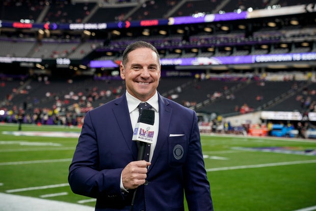 Jay Feely no Super Bowl LVIII no domingo, 11 de fevereiro de 2024, no Allegiant Stadium, em Las Vegas, Nevada. 
