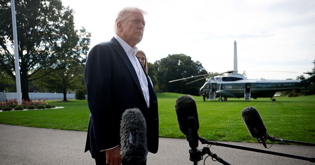 Trump asiste a la Copa Ryder para impulsar el equipo estadounidense el primer día de partidos con Europa