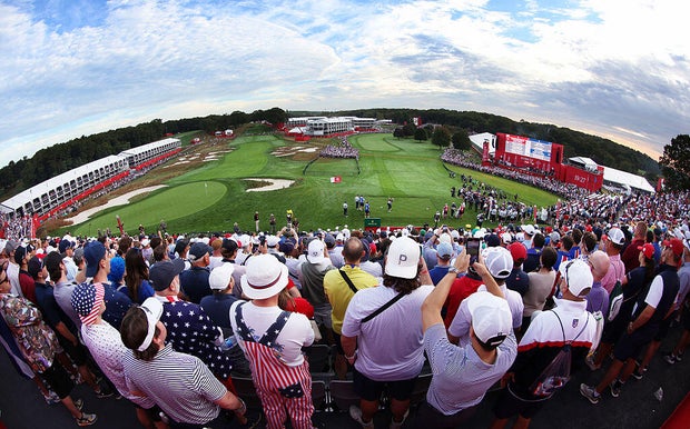 O Gander Squple Tissence foi fechado durante a Bethpage Black Rider Cup para a Copa do Purossoma para a Copa Black Rider Black em Nova York na sexta -feira de manhã. 