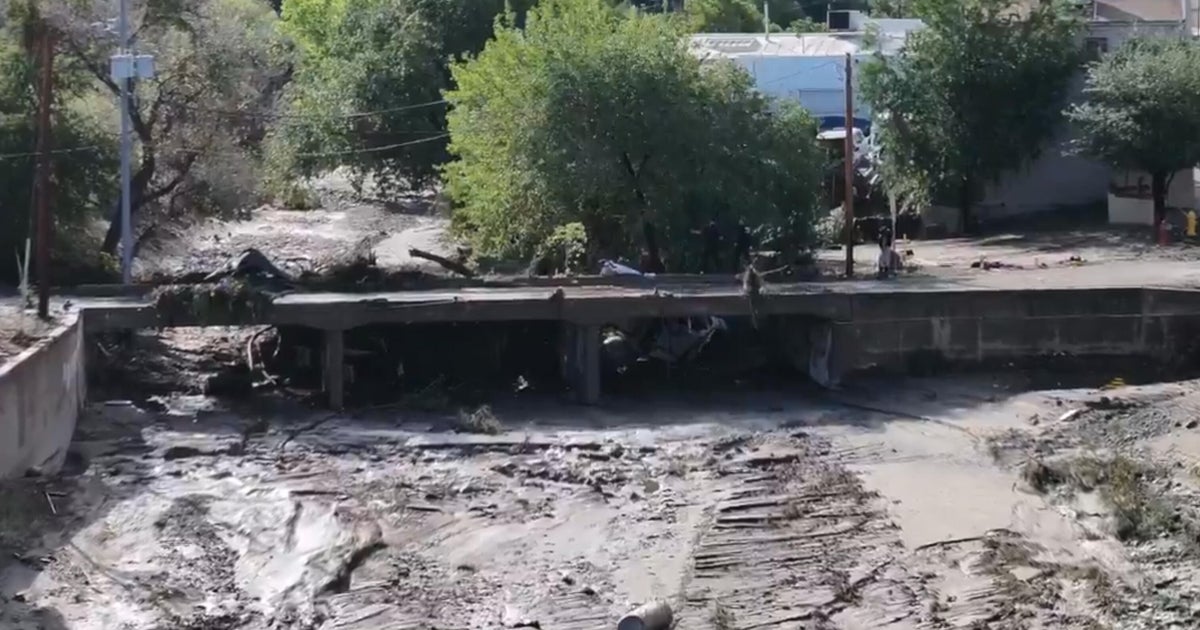 At least 4 dead in Arizona following devastating flooding