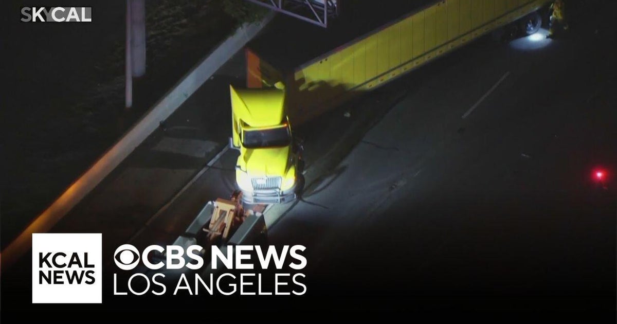 Big rig crash creates traffic mess on 10 Freeway in Claremont - CBS Los ...