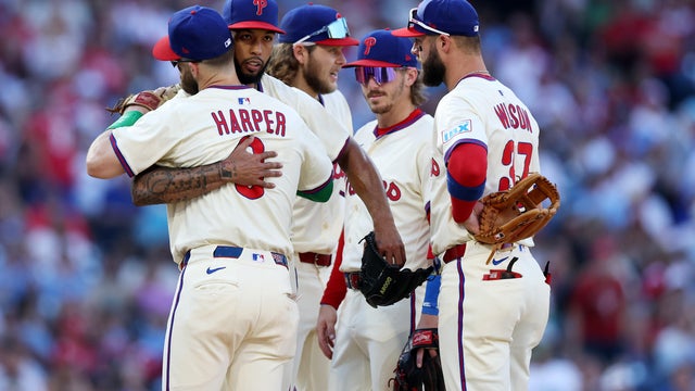 Minnesota Twins v Philadelphia Phillies 