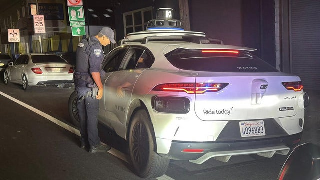 san-bruno-pd-waymo-traffic-stop-092925.jpg 
