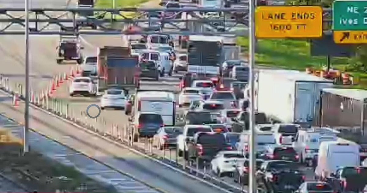 3 injured following rollover crash on I-95 in Miami-Dade, FHP says