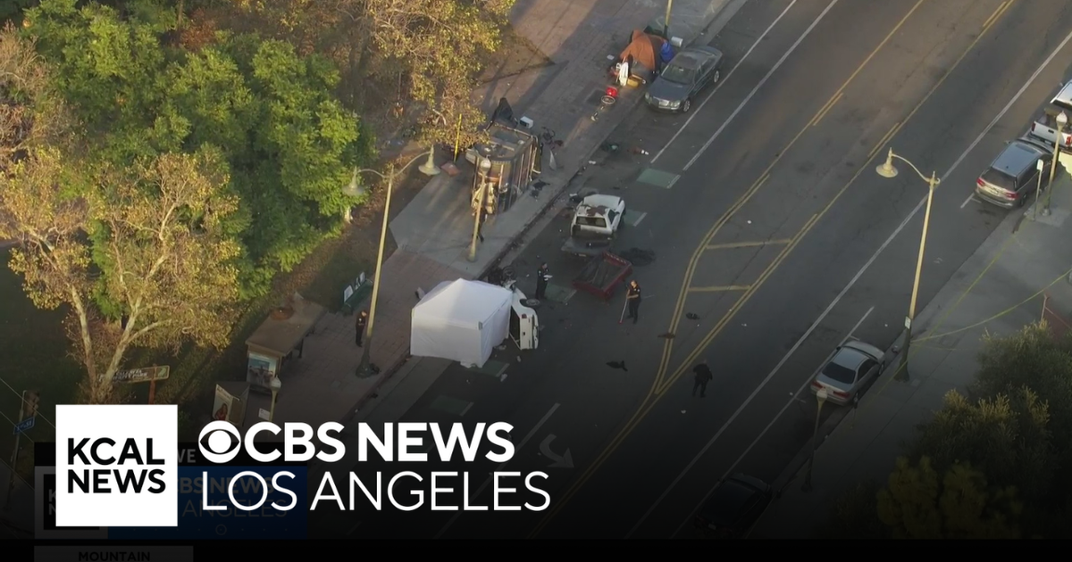 1 dead, 3 hospitalized following Boyle Heights crash - CBS Los Angeles