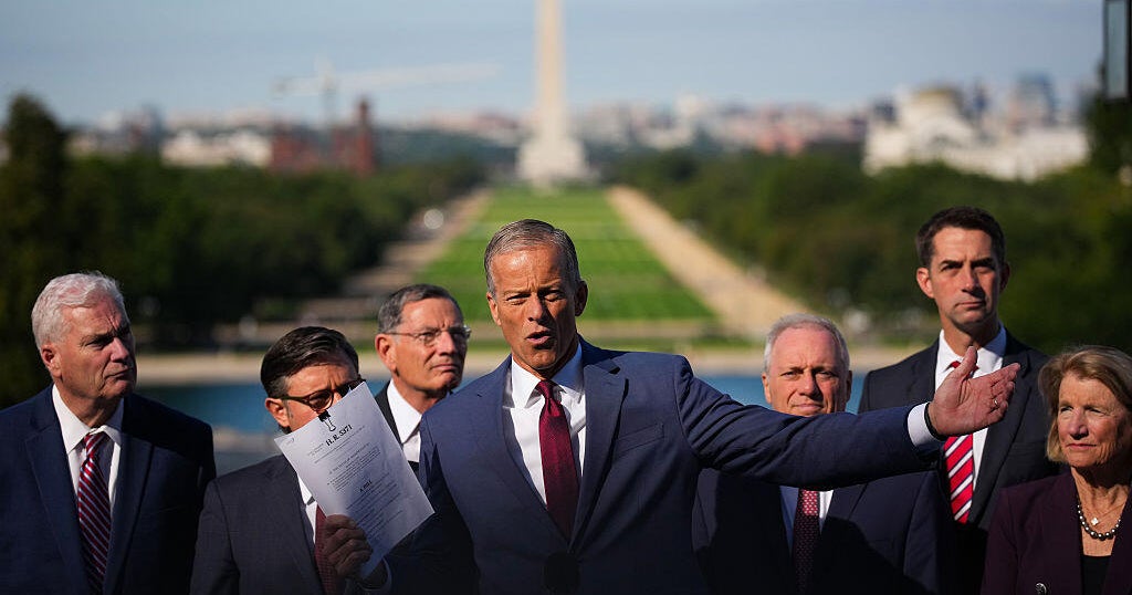 Authorities shutdown stay updates as as much as 750,000 federal staff face furlough