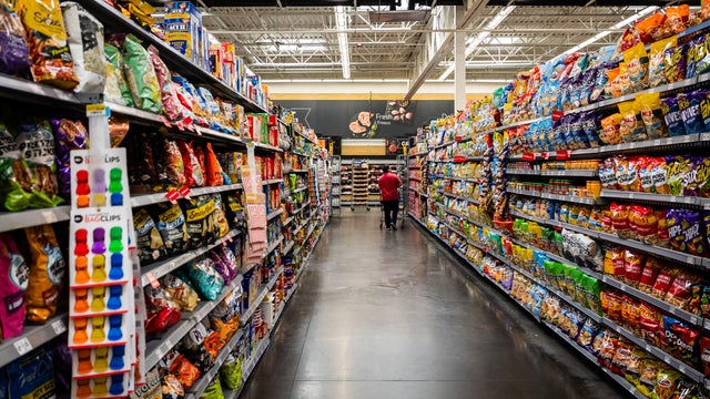 USA-FLORIDA-WALMART-DAILY-SUPERMARKET-CONSUMPTION 