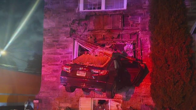 oxford-avenue-philadelphia-car-crash-today.jpg 