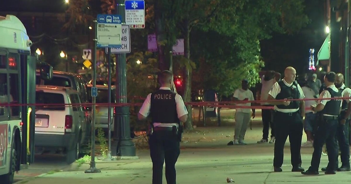 Man shot at, grazed in eye during argument on CTA bus in West Garfield ...