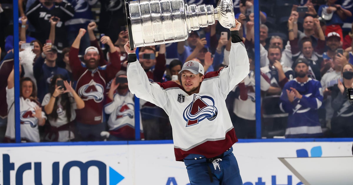 Defenseman Erik Johnson retires from professional hockey, won Stanley Cup with Colorado Avalanche in 2022