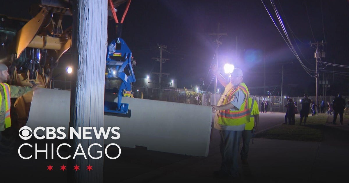 Illinois Gov Pritzker Criticizes Noem Amid ICE Operation Tensions Chicago